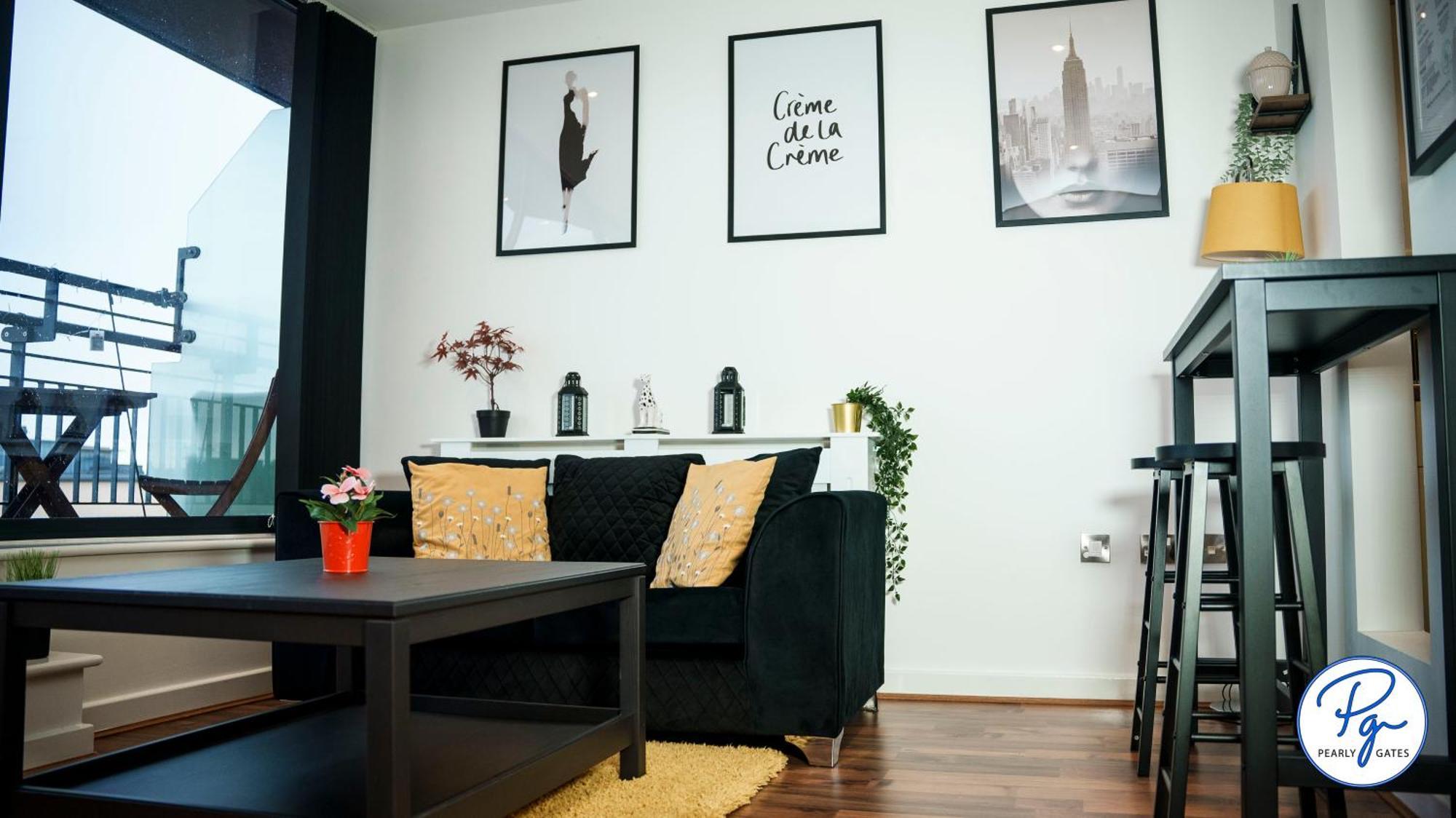 Penthouse - Amazing City Skyline Views - Balcony - Free Extra 2 Hours - Free Parking - Utilita Arena - Bullring Shopping - New St Station- Super King Size Bed Бирмингем Экстерьер фото